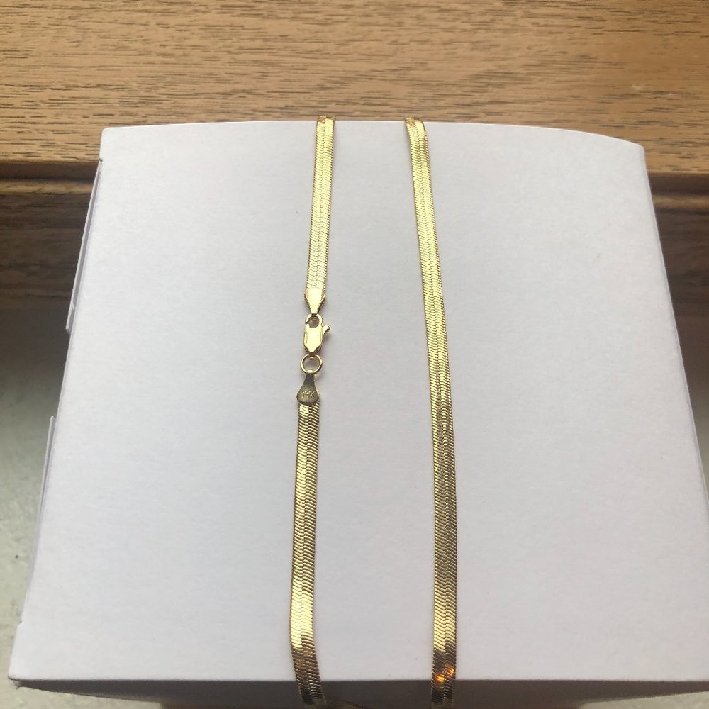 14KT HERRINGBONE NECKLACE! STAMPED!
